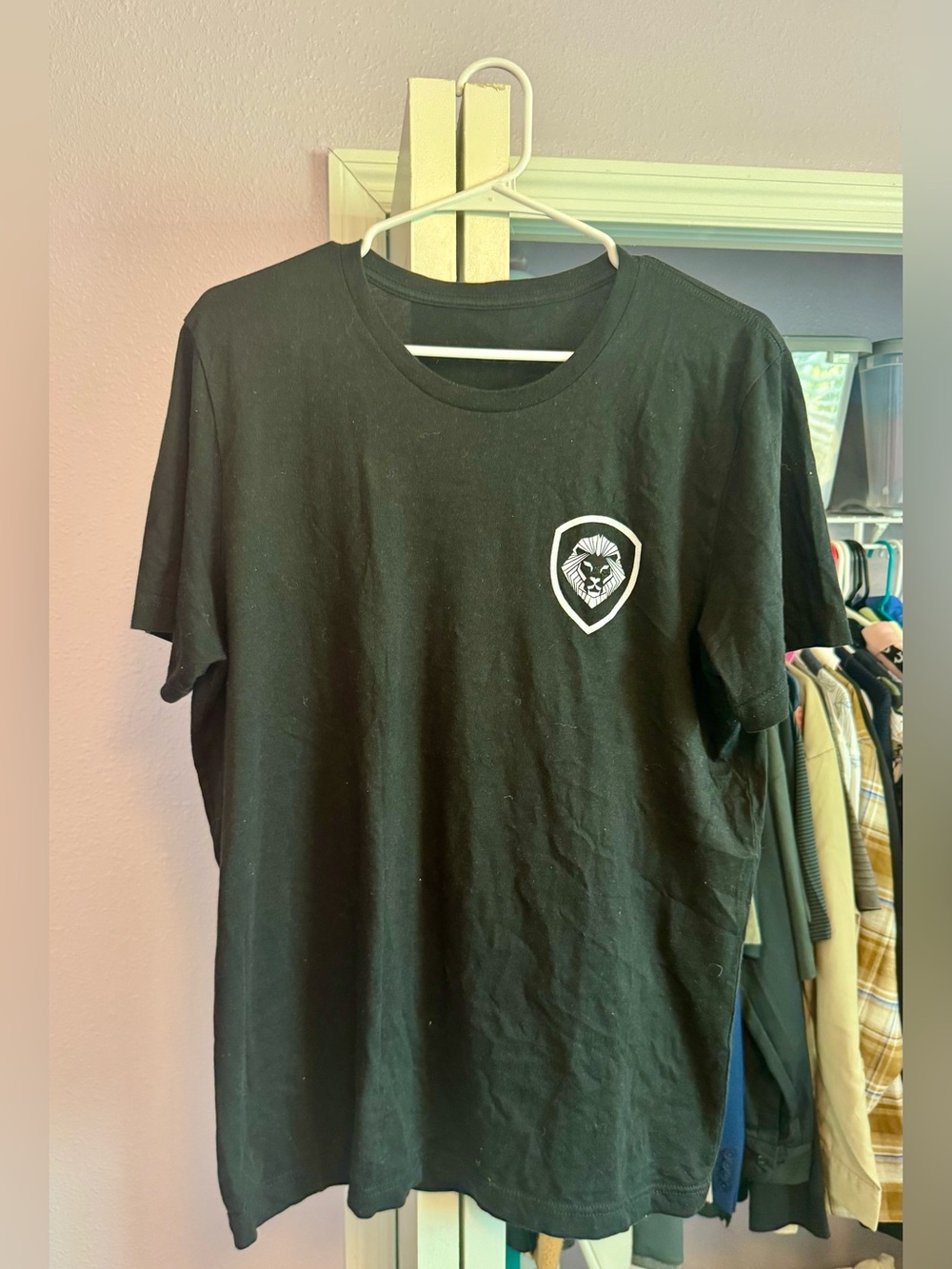 Valuetainment “future Looks Bright” Men’s Lg Tshirt. Gently Used. Rd Description